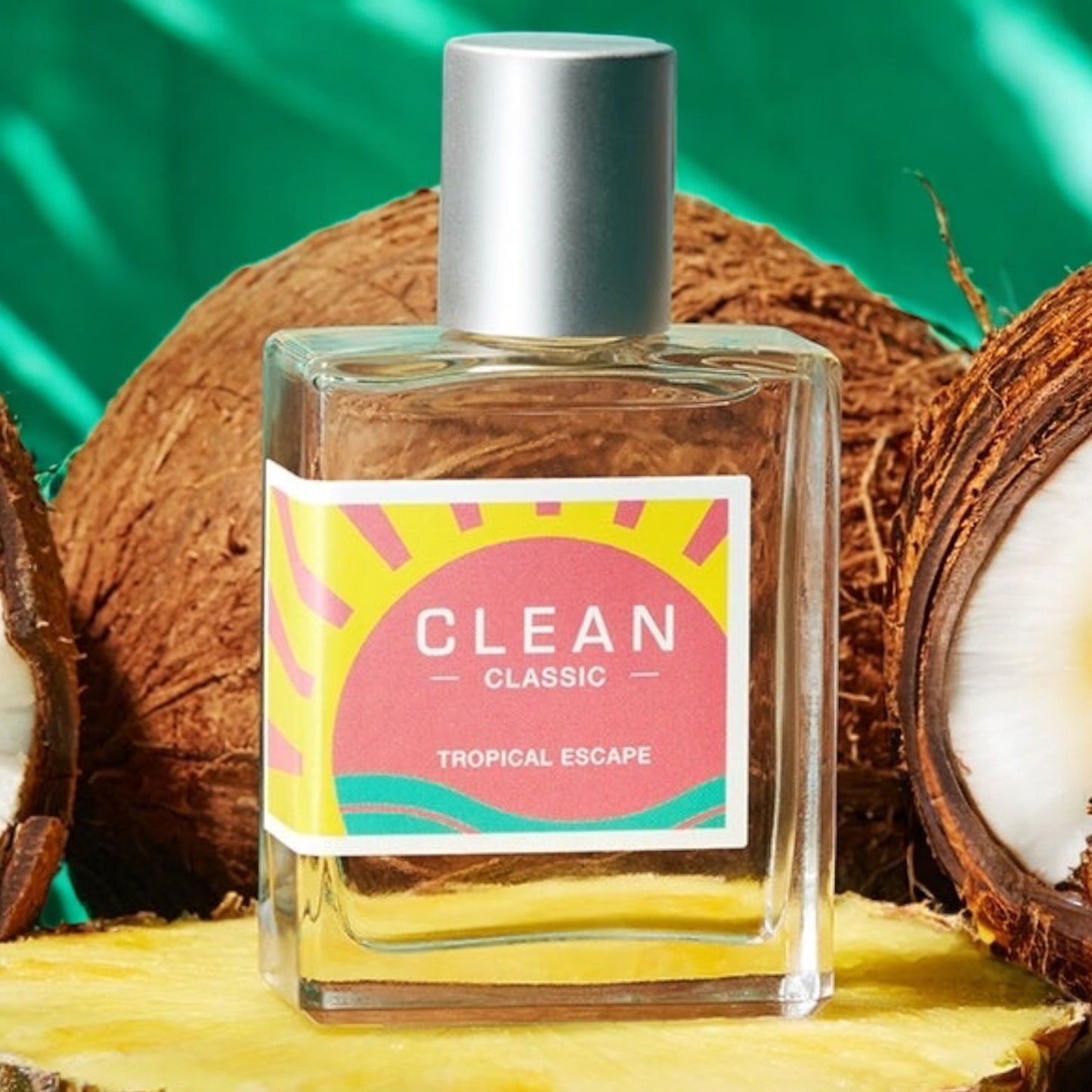 Close-up of Tropical Escape sample – fruity amber scent with coconut milk and warm sandalwood.