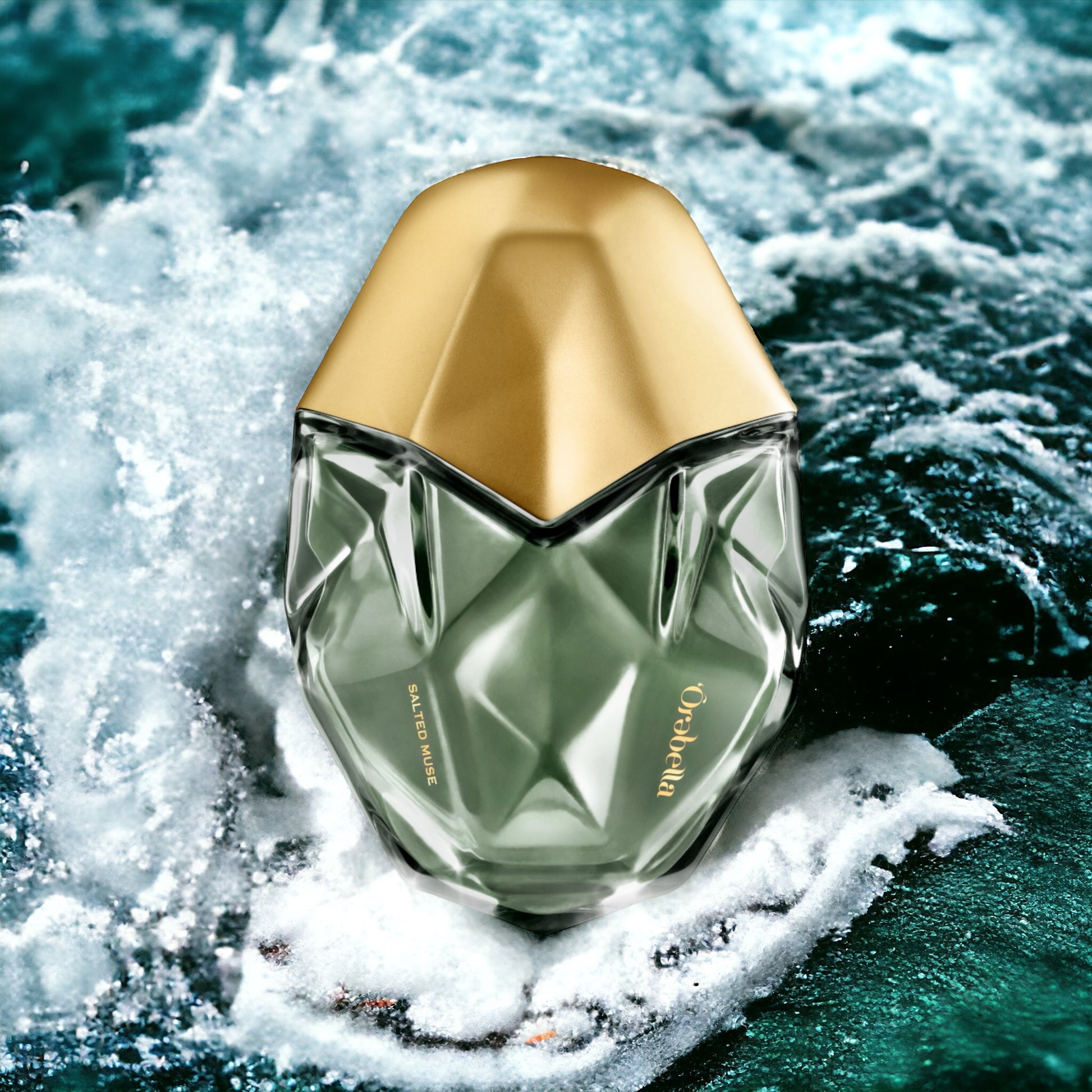 Close-up of a fragrance sample of Salted Muse, highlighting its salty, aromatic, and woody notes for a refreshing yet warm scent experience uk