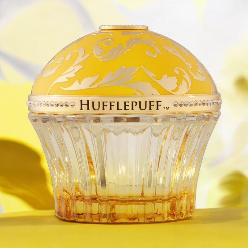 Close-up of a fragrance sample of Hufflepuff, highlighting its creamy, fruity, and floral notes in tribute to loyalty and warmth.