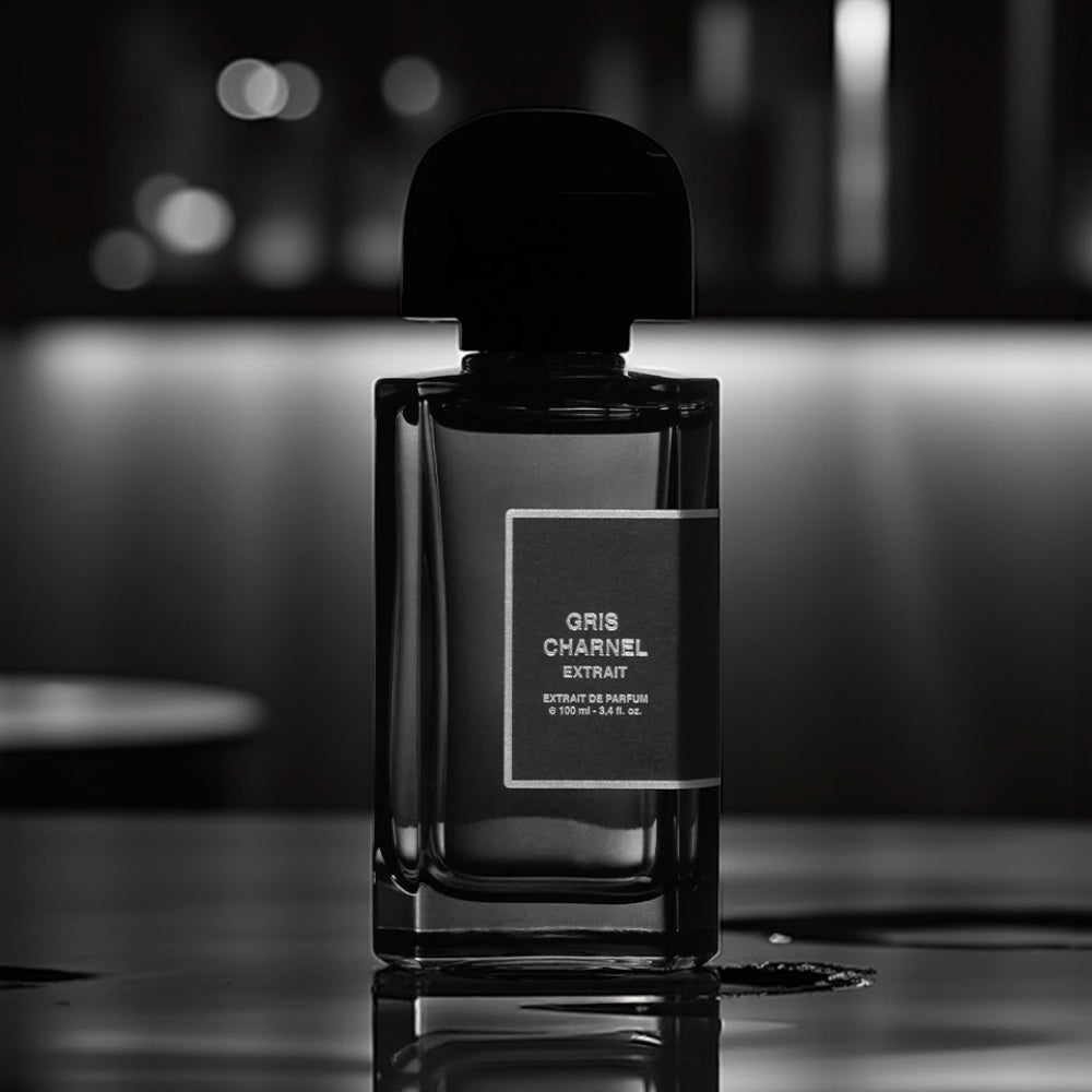 BDK Gris Charnel Extrait perfume sample – spiced fig, vanilla, and sandalwood notes in a dark smoky, elegant setting.