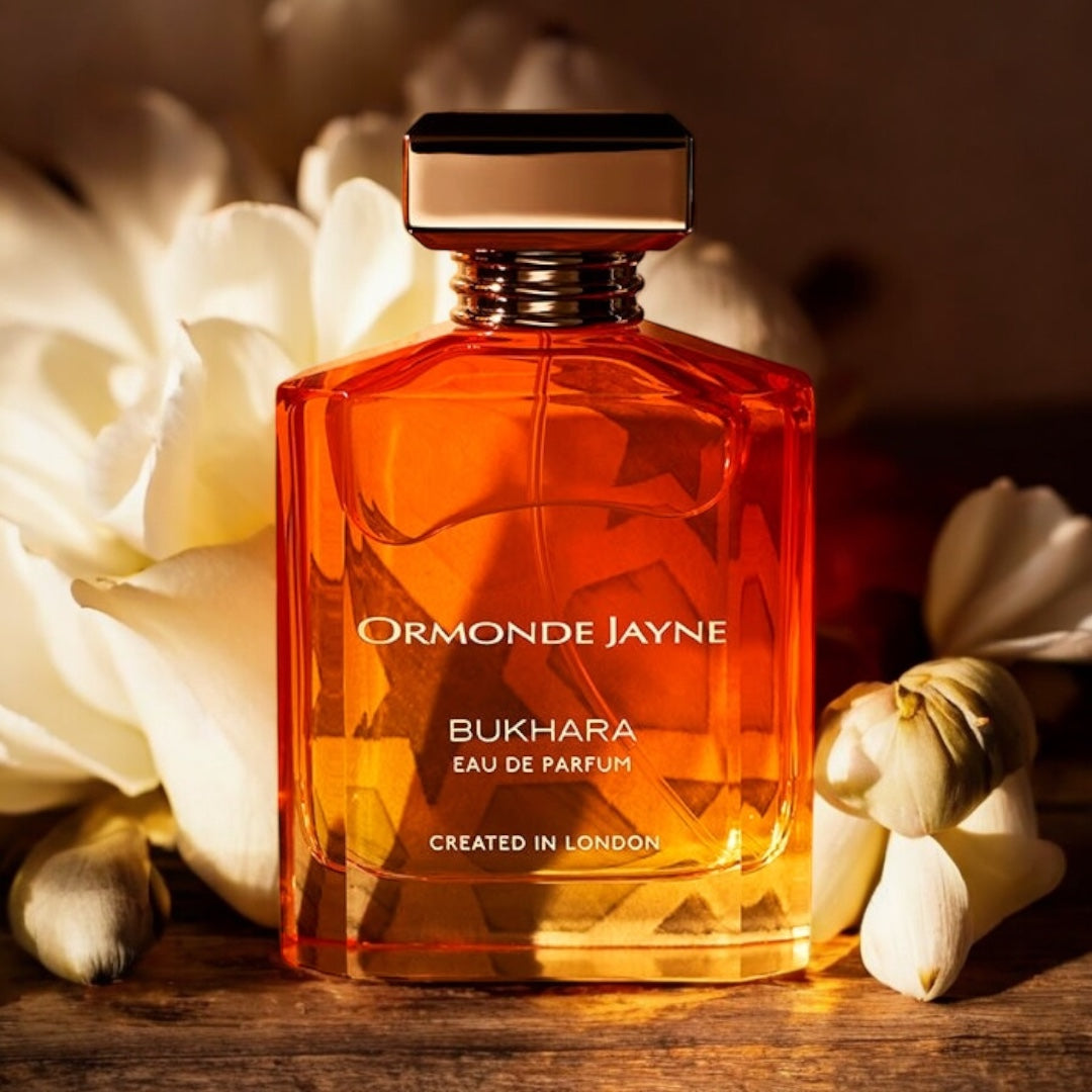 Close-up of a fragrance sample of Bukhara, highlighting its floral, fruity, and woody notes, inspired by the Silk Road’s elegance and refinement