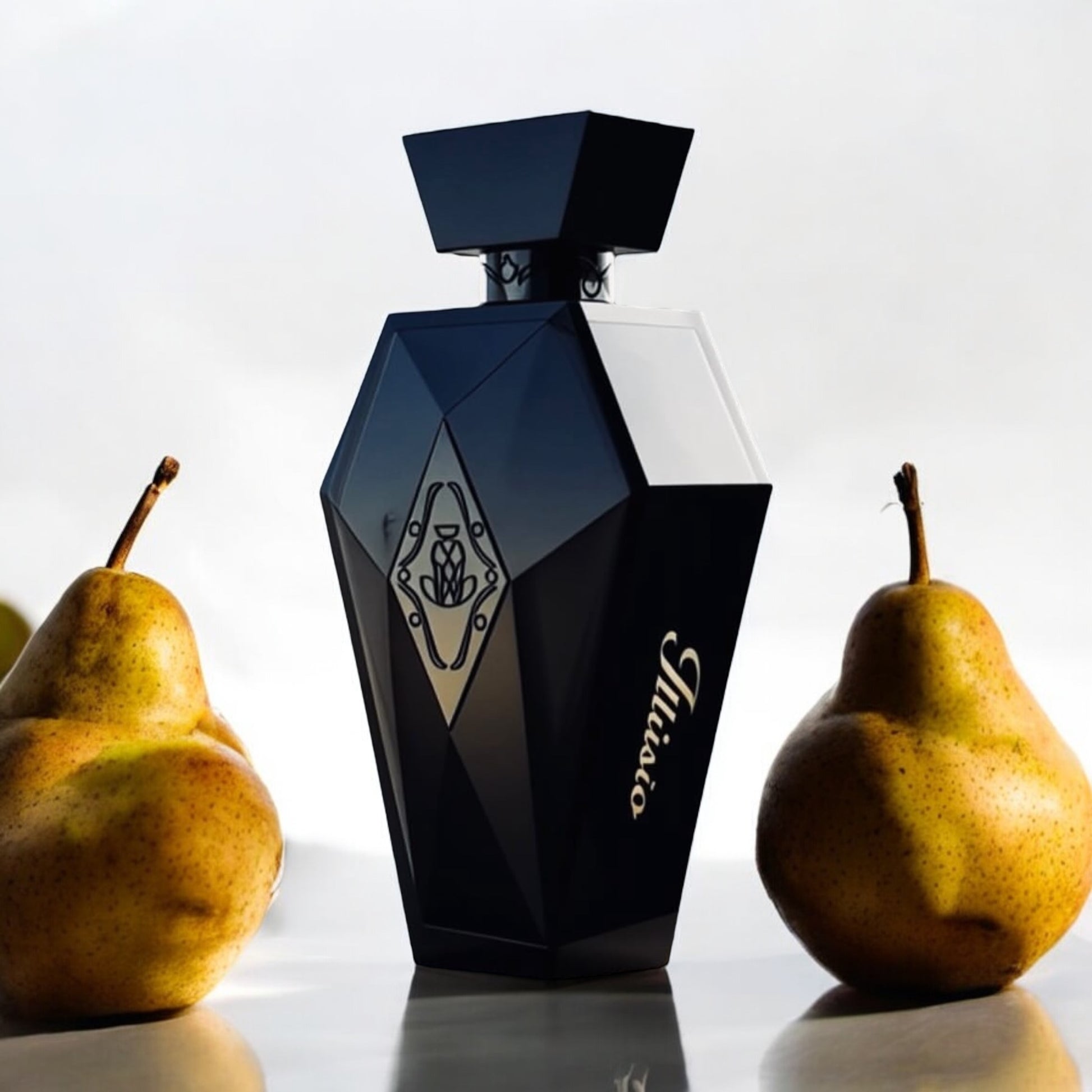 Close-up of a fragrance sample of Illúsio by daniel rene, highlighting its bright, creamy, and earthy notes for a captivating scent experience