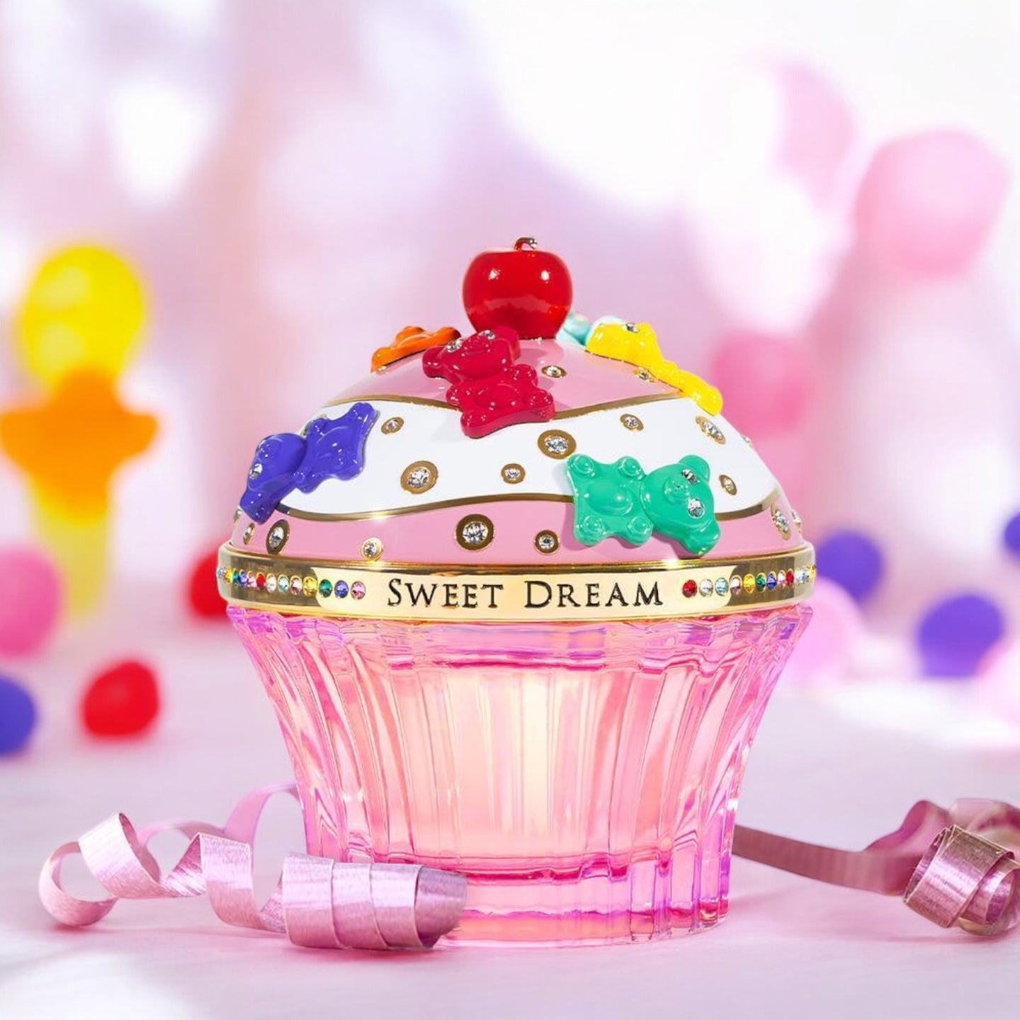 Close-up of a fragrance sample of Sweet Dream, highlighting its juicy, floral, and woody notes for a dessert-inspired scent experience.