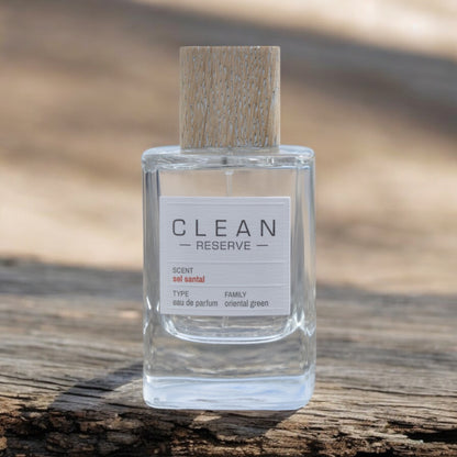 Close-up of a fragrance sample of Sel Santal, highlighting its nutmeg, hazelnut cream, and smoky sandalwood notes.