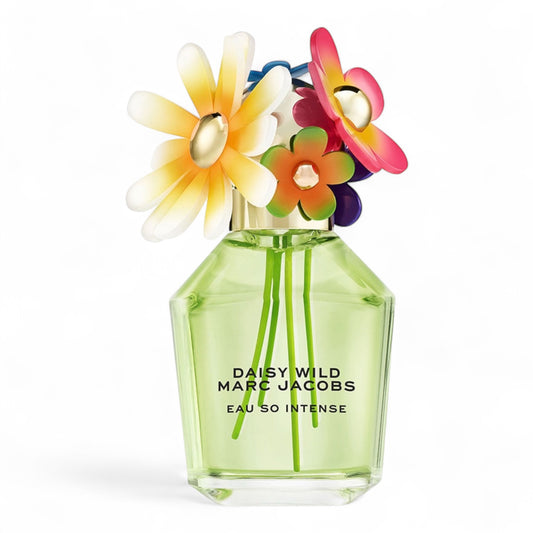 Sample of Daisy Wild Eau So Intense featuring banana blossom, jasmine, amber, and sandalwood - perfect for spring and summer.