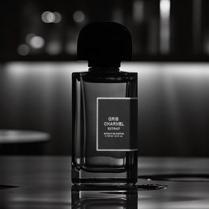 BDK Gris Charnel Extrait perfume sample – spiced fig, vanilla, and sandalwood notes in a dark smoky, elegant setting.