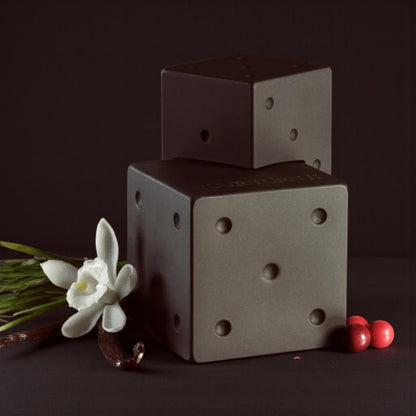 Billie Eilish Your Turn II perfume sample styled with moody warm tones to reflect its fruity woody character.