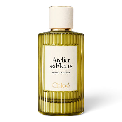 Chloé Atelier des Fleurs Sable Lavande Eau de Parfum bottle on white background