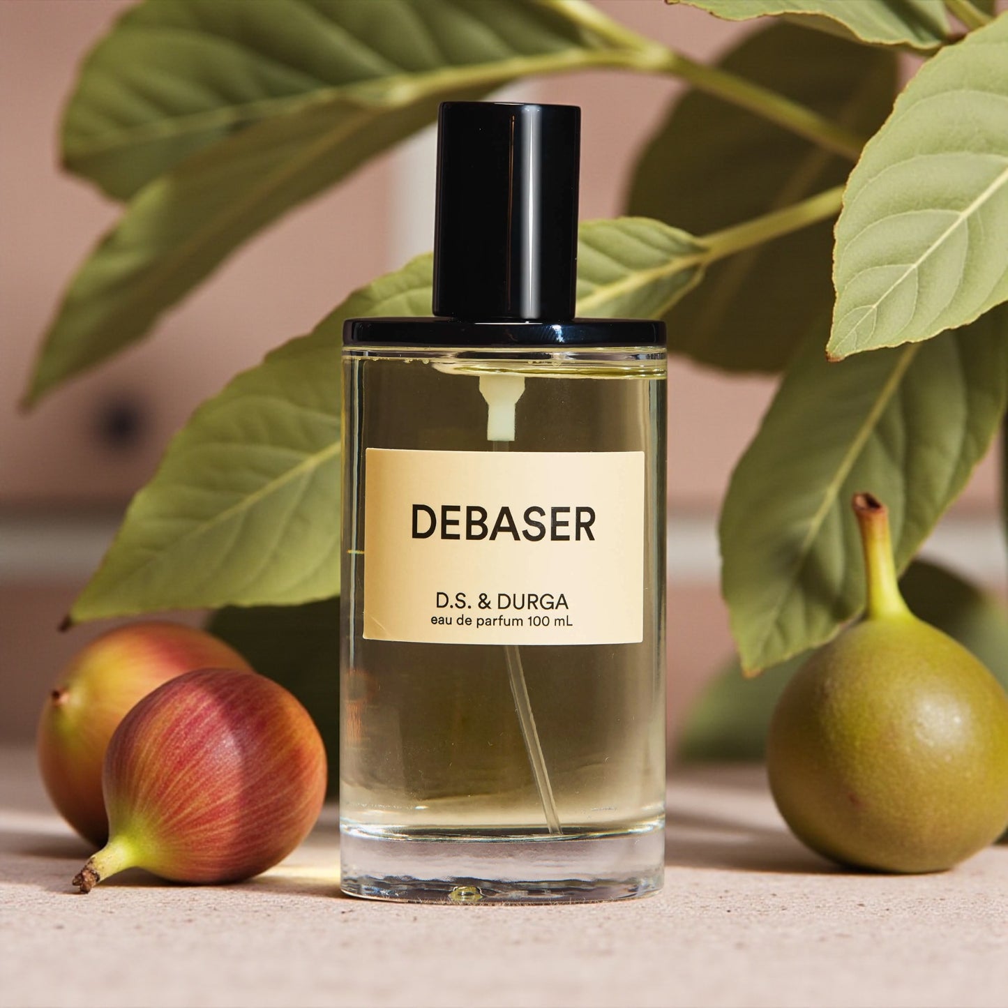 D.S. & Durga Debaser perfume sample styled in a warm summer setting to reflect its green fig, coconut milk and blond wood notes.