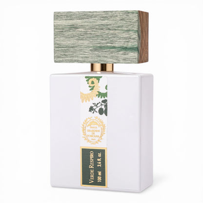Giardini di Toscana Verde Respiro perfume bottle on white background