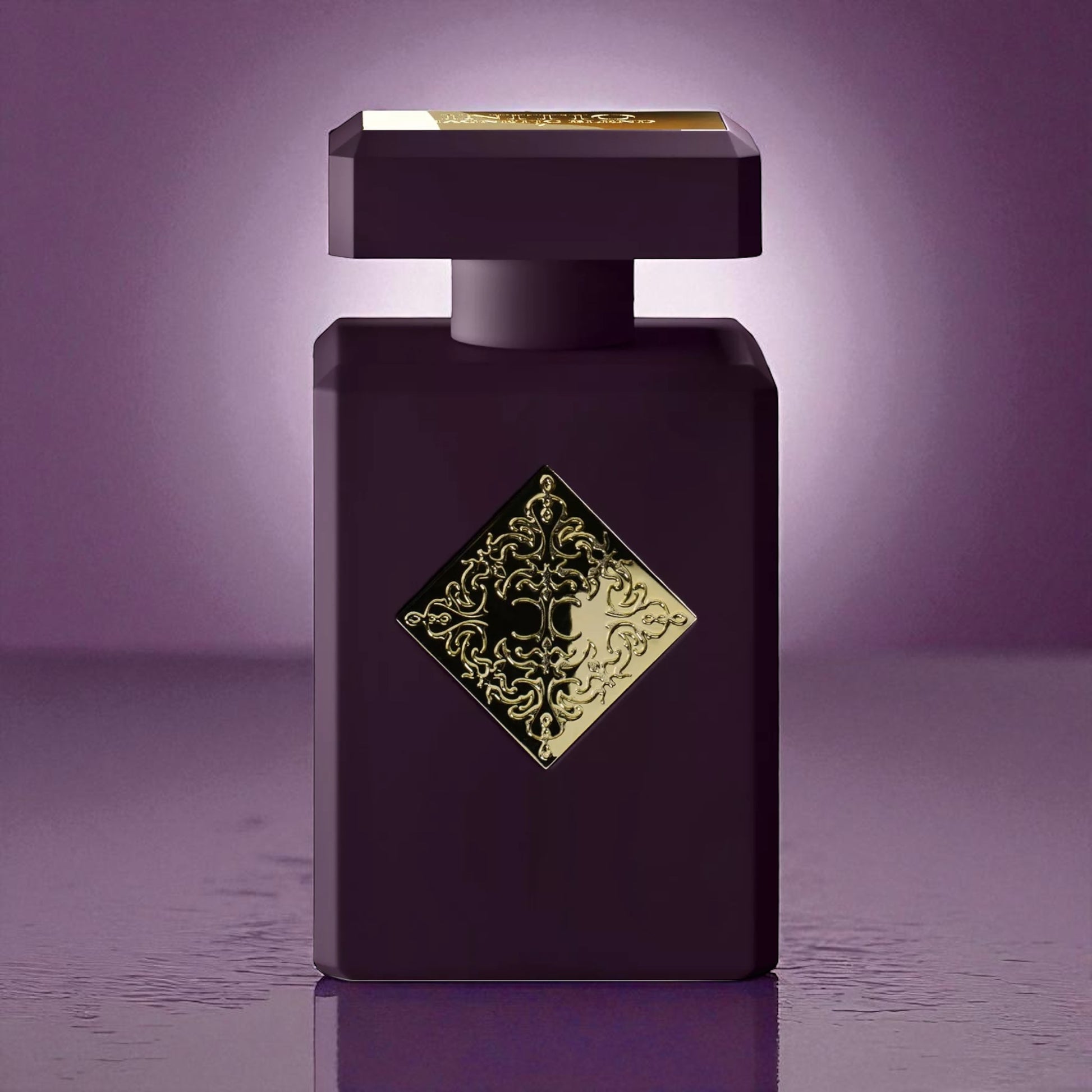 Initio High Frequency perfume sample – floral almond fragrance with magnolia, jasmine and vanilla.
