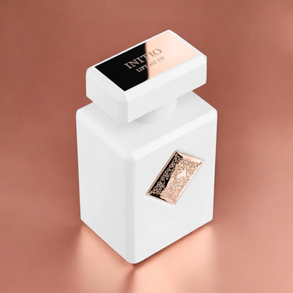Initio Lift Me Up fragrance sample – solar florals, musk and vanilla styled in a radiant lifestyle setting.