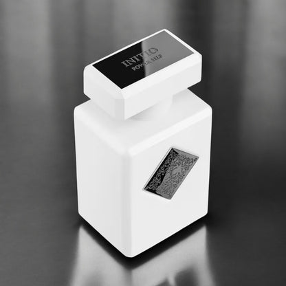 Initio Power Self fragrance sample – white flowers, musk and cedarwood styled in a modern lifestyle setting.