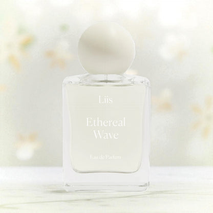 Liis Ethereal Wave perfume sample – airy tea notes with soft woods in a serene lifestyle setting.